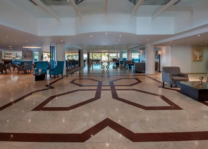 Queens Bay Kissonerga