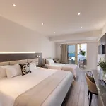 Hotel Queens Bay