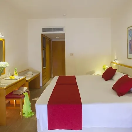 Hotel Queens Bay Kissonerga