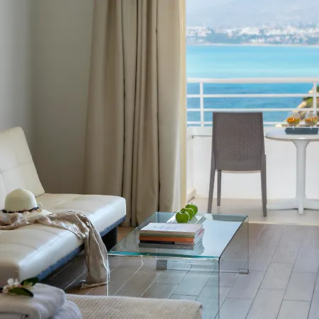 Hotel Queens Bay Kissonerga