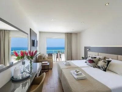 Queens Bay Otel Kissonerga