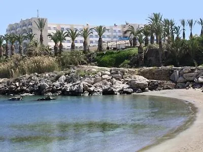 Otel Queens Bay Kissonerga
