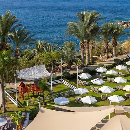 Szálloda Queens Bay 4*