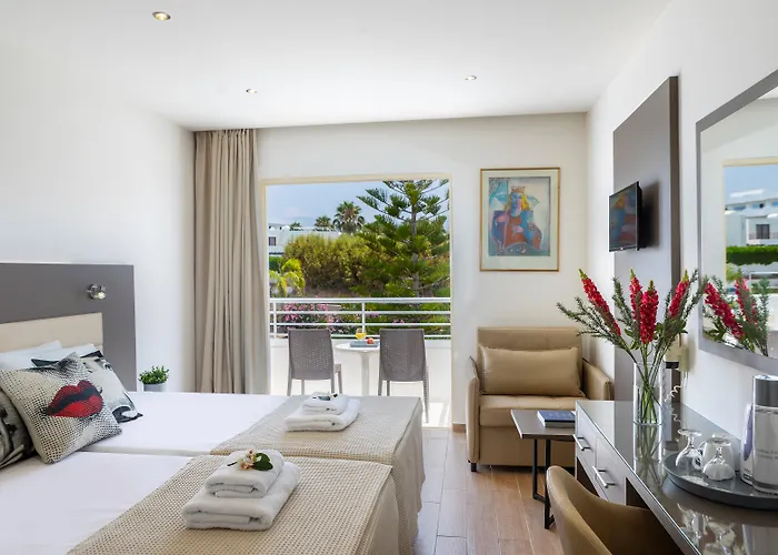 Queens Bay 4* Киссонерга