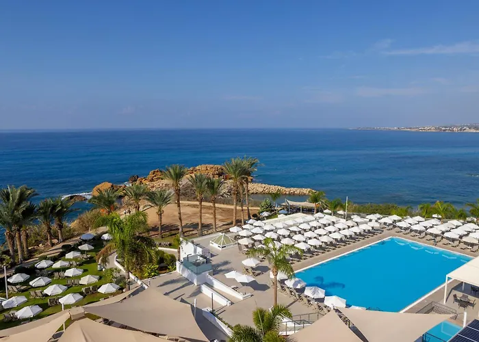 Szálloda Queens Bay 4*