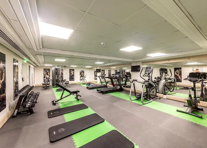 Отель Queens Bay Киссонерга