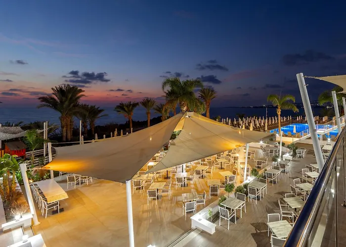 Queens Bay Kissonerga