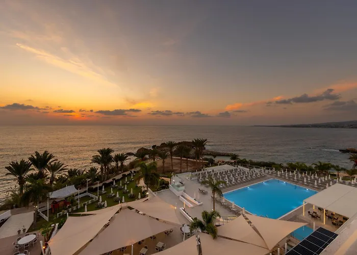 Queens Bay Szálloda