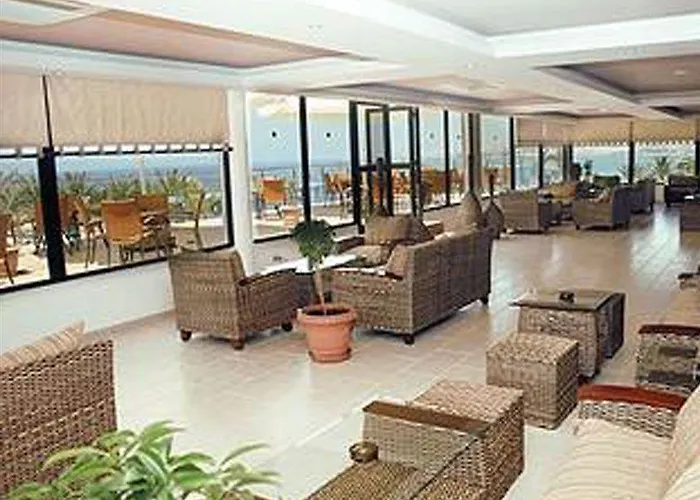 Queens Bay Kissonerga